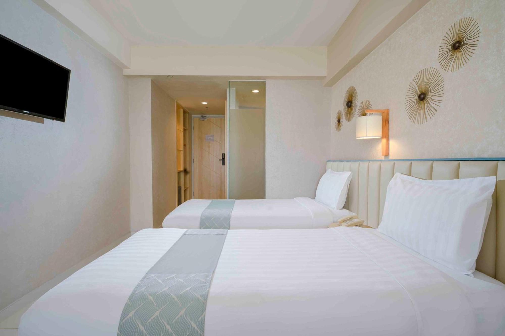 โซลาริส โฮเต็ล กูตา Hotel ภายนอก รูปภาพ