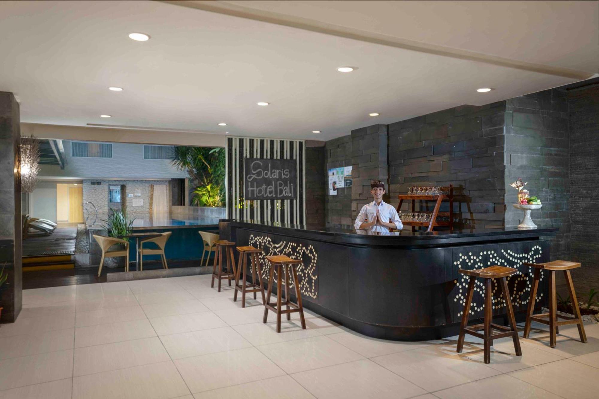 โซลาริส โฮเต็ล กูตา Hotel ภายนอก รูปภาพ